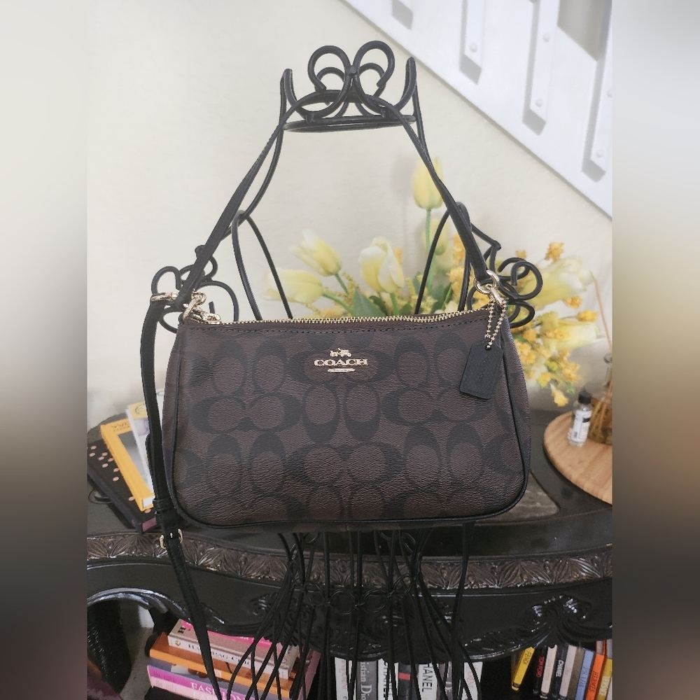Coach small Signature Shoulder & crossbody bag